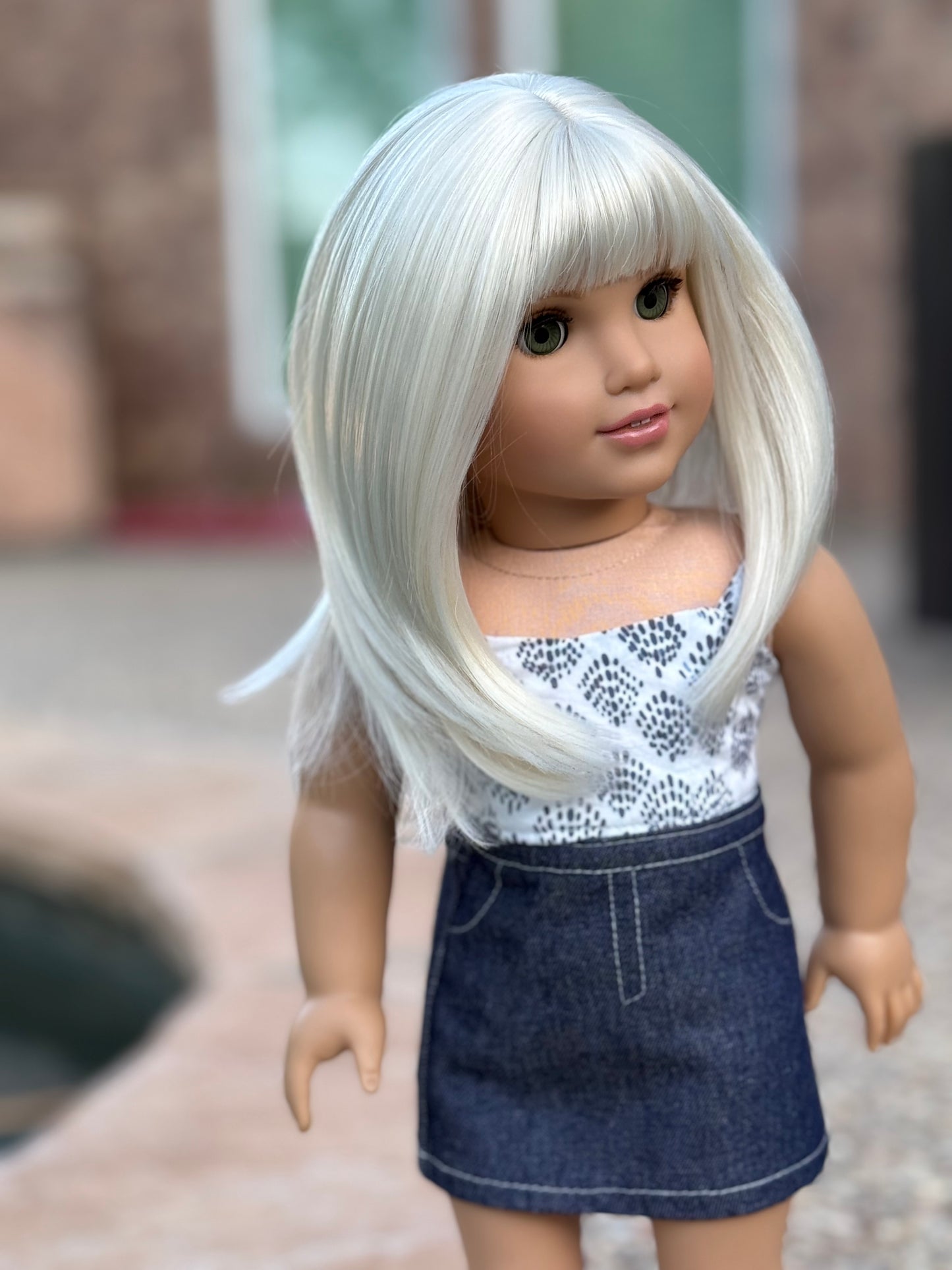 Lavish “Pearl” Med Bangs