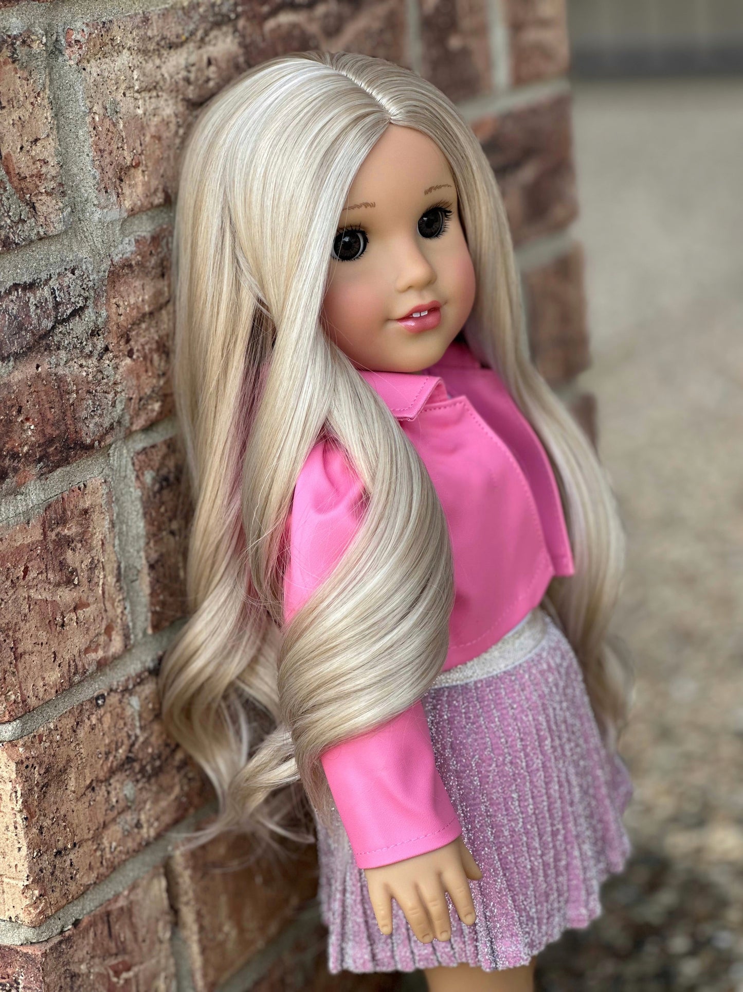 Lavish “Cashmere Crème” Lightly Curled
