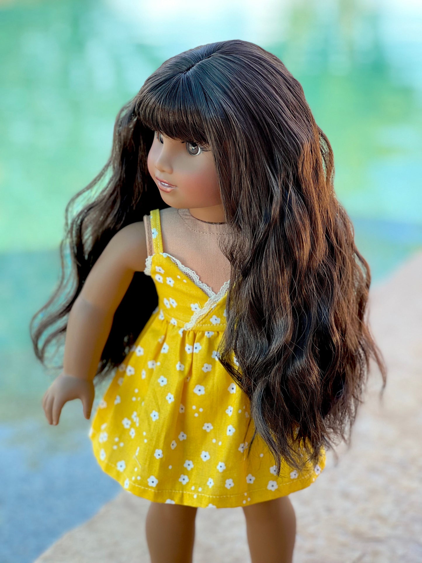 CHIC “Darkest Umber”
