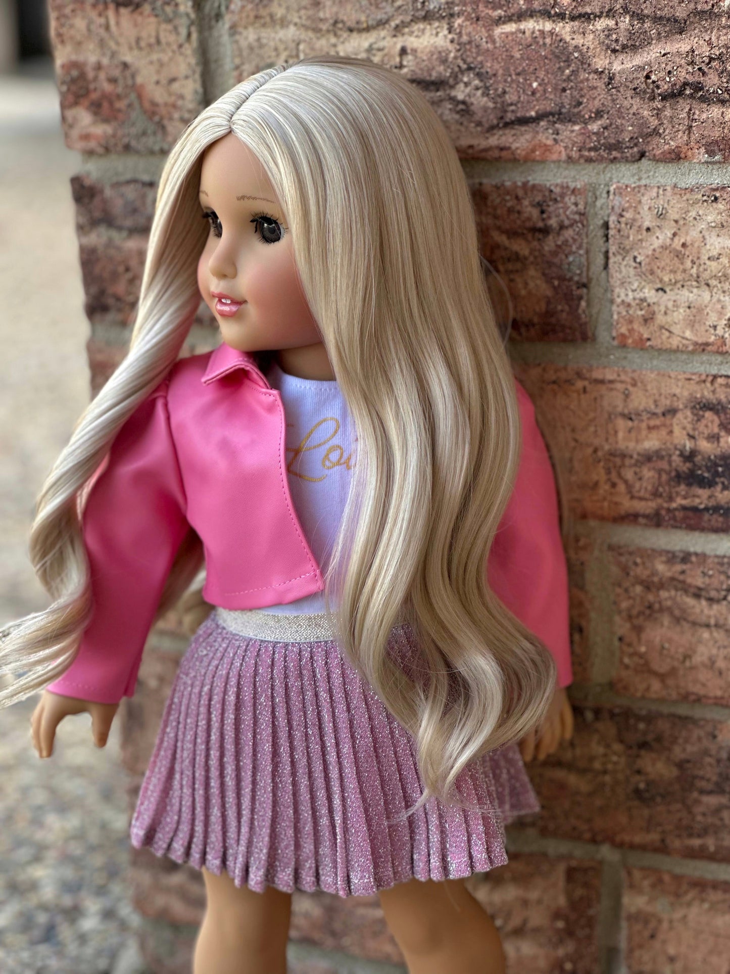 Lavish “Cashmere Crème” Lightly Curled
