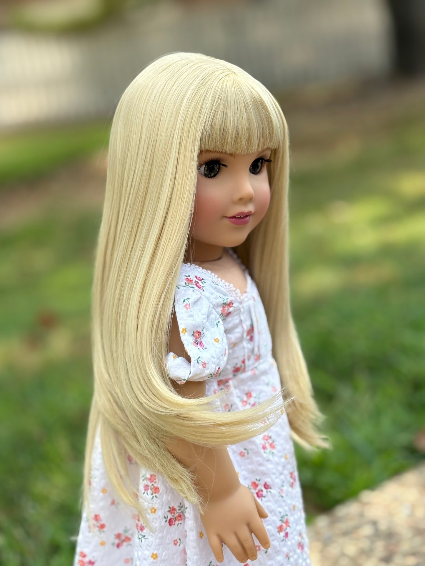 Lavish “Daisy Charm” Bangs