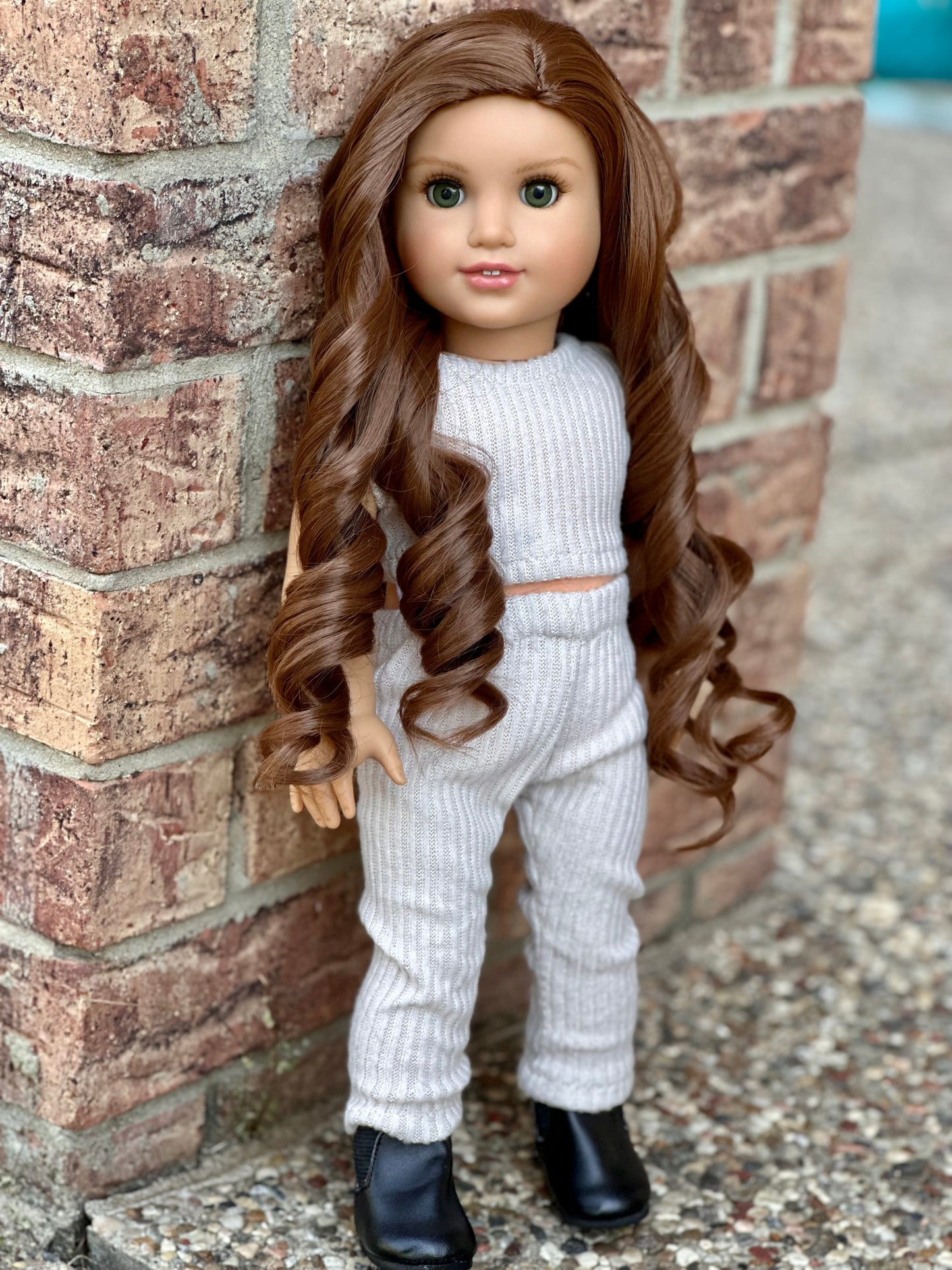 CHIC “Swiss Chocolate Curls”