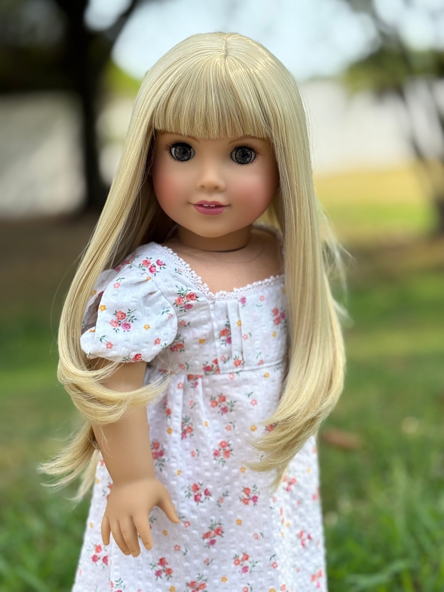 Lavish “Daisy Charm” Bangs