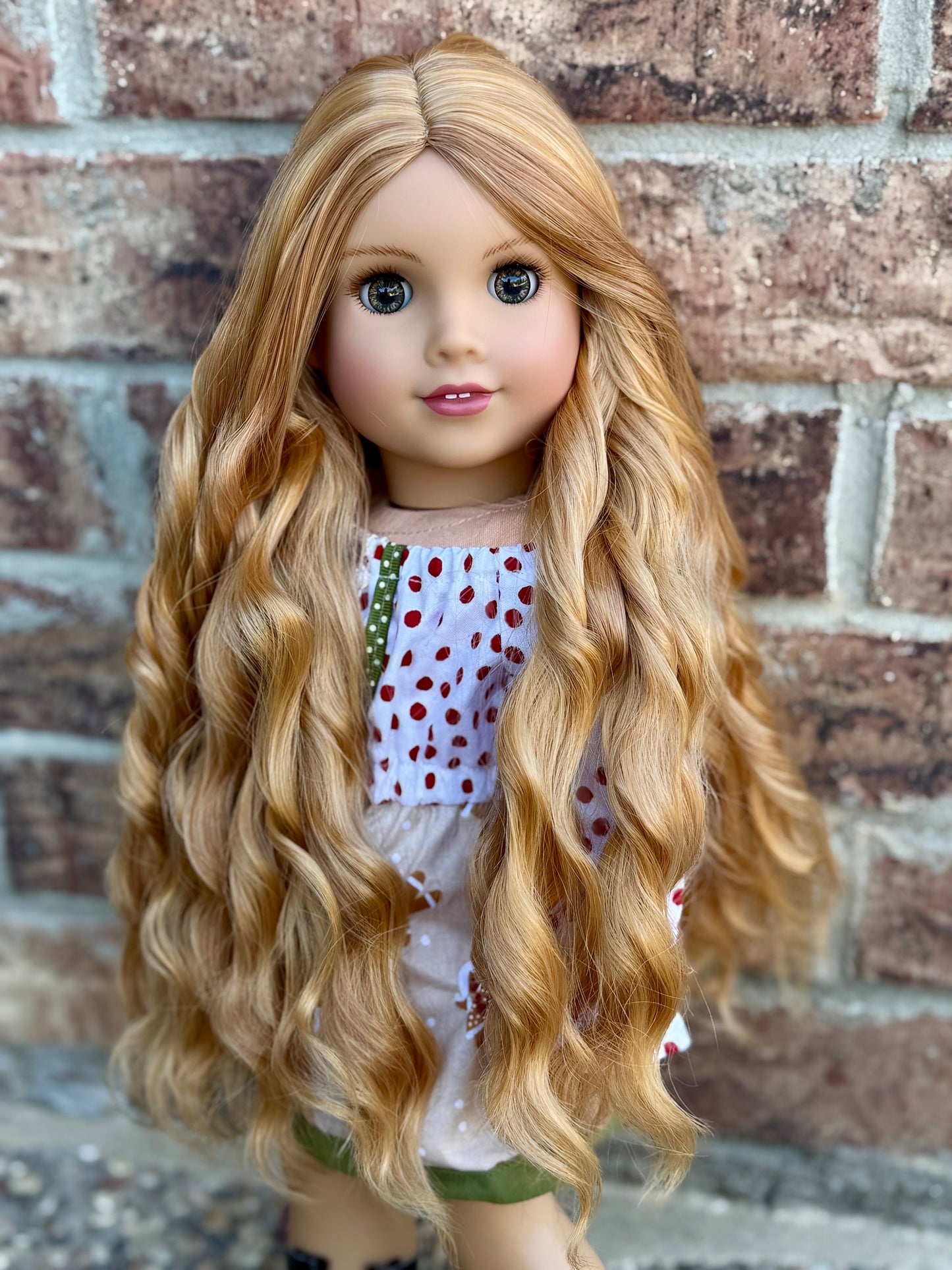 Lavish “Amber Glow” Spiral Waves