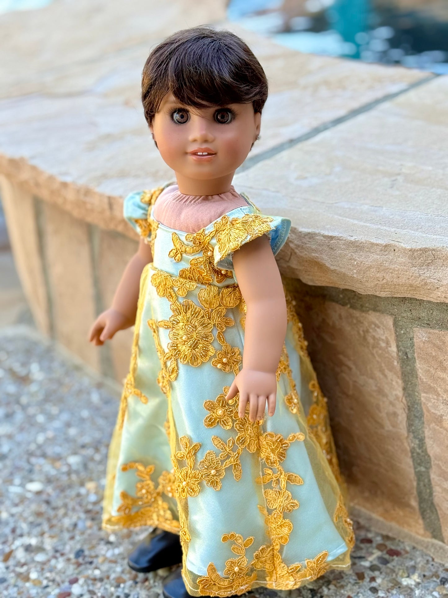 CHIC “Vincent” Dark Cocoa